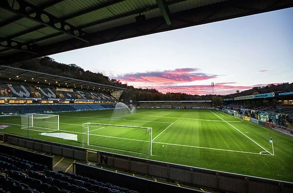 Wycombe Wanderers vs Rochdale: A Football Rivalry Ignites at Adams Park (10 / 23 / 18)