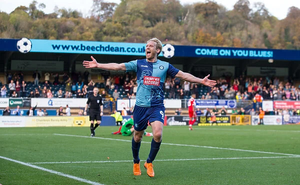 Craig Mackail-Smith's Euphoric Goal: Wycombe Wanderers Triumph Over Scunthorpe United (2018)