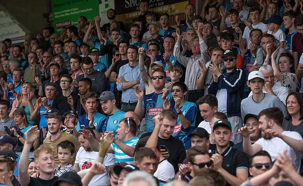 Wycombe fans. vs Walsall, 22 / 04 / 19