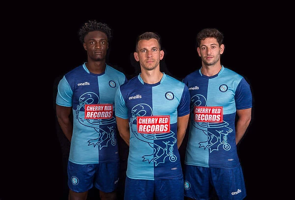 Wycombe Wanderers 2018 / 19 Home and Goalkeeper Kit Unveiling: First Look