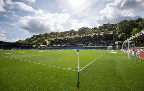 Wycombe Wanderers vs Oxford United: September Showdown at Adams Park (15 / 09 / 18)