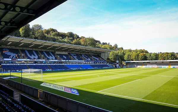 Wycombe Wanderers vs Southend United: A Football Rivalry Ignites at Adams Park (September 29, 2018)