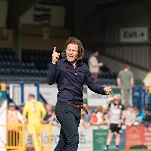 Gareth Ainsworth in Action Against Walsall, Wycombe Wanderers, 22/04/19