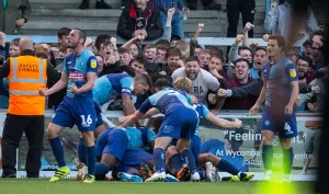 <b class=qtipBold><figcaption>Wycombe celebrate</figcaption></b><br>vs Scunthorpe, 20/10/18<br><em>© PRiME Media Images Limited</em> Wycombe celebrate
